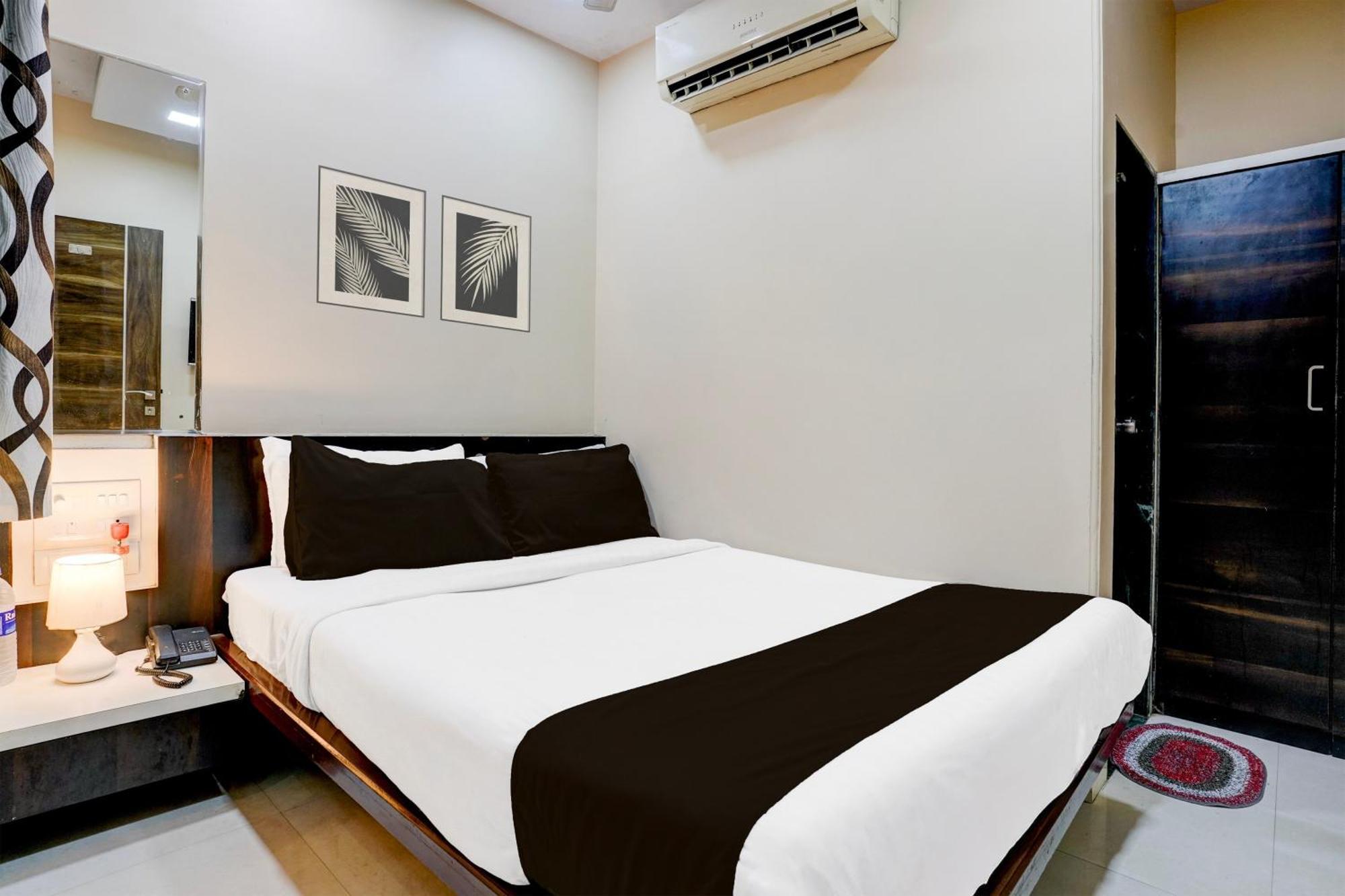 Airport Metro Hotel Mumbai Exterior foto