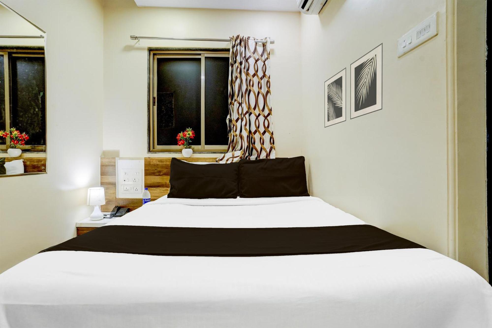 Airport Metro Hotel Mumbai Exterior foto