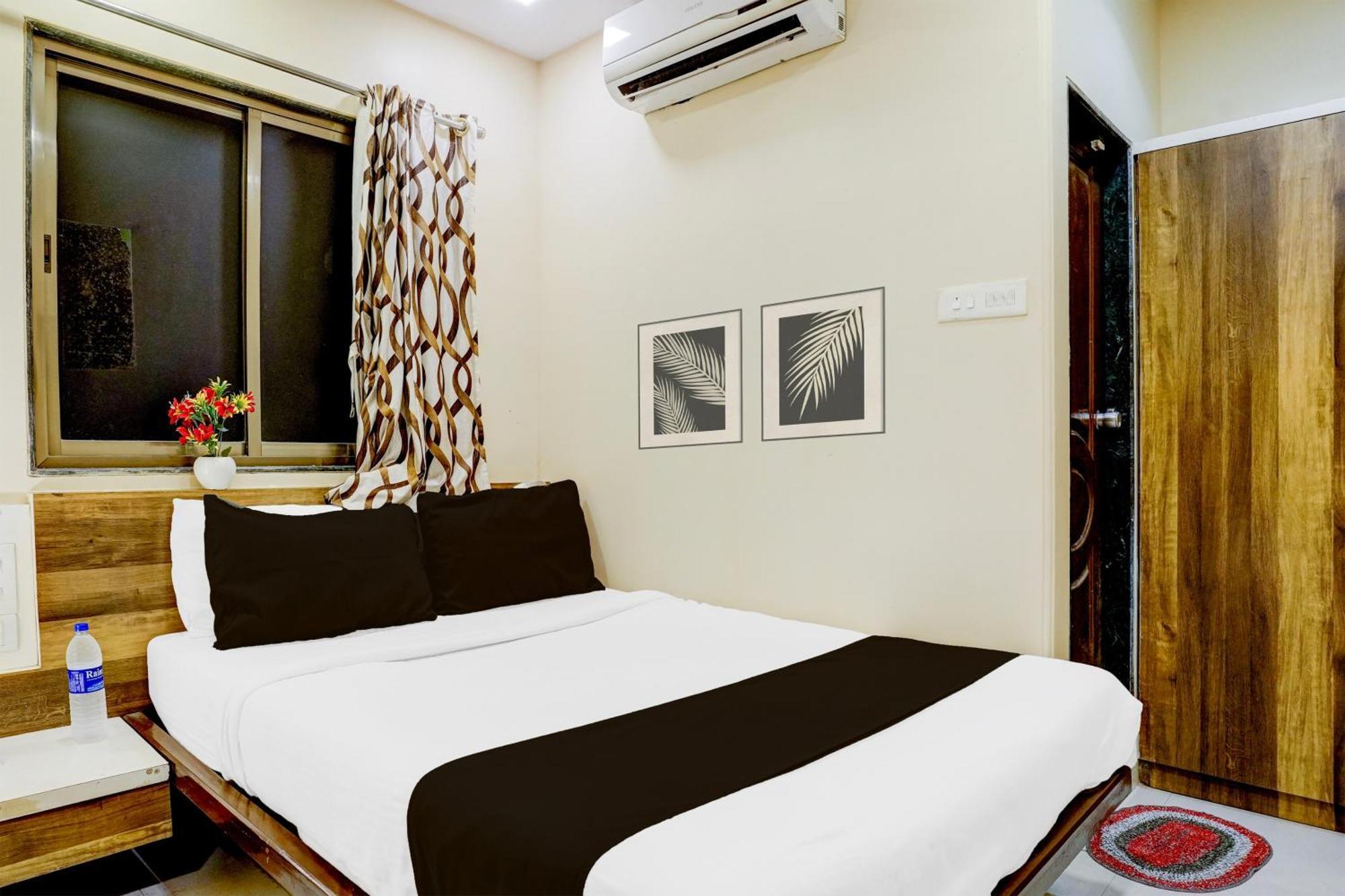 Airport Metro Hotel Mumbai Exterior foto